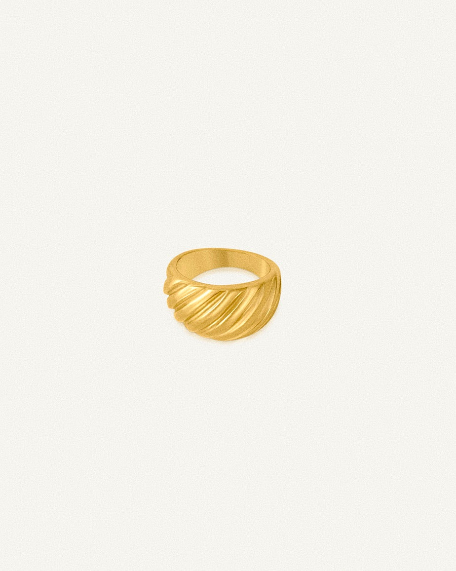 Chenille Ring